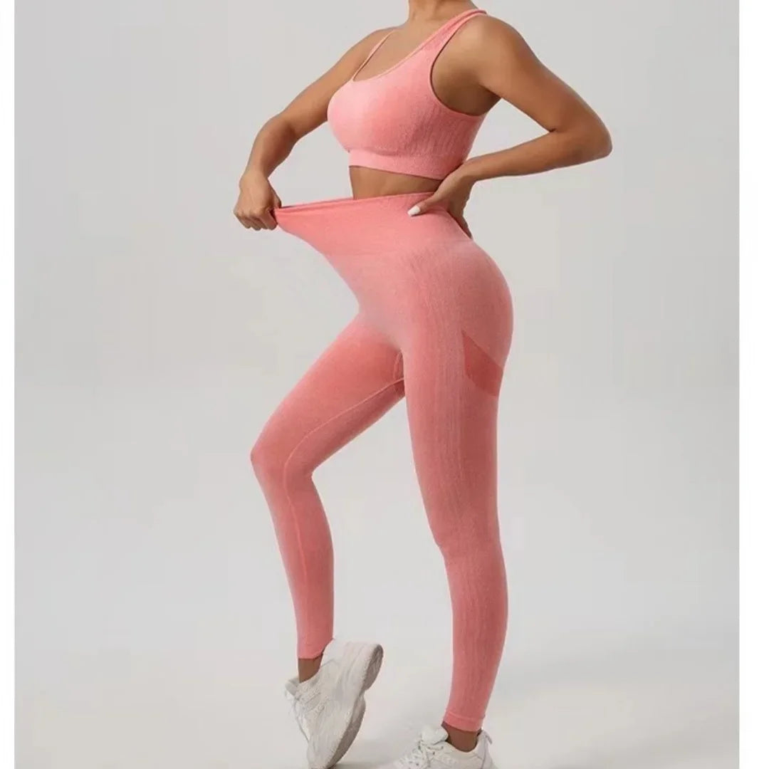 Seamless Yoga Set Women Beauty Back Sports Bra+ Hip Lifting Leggings