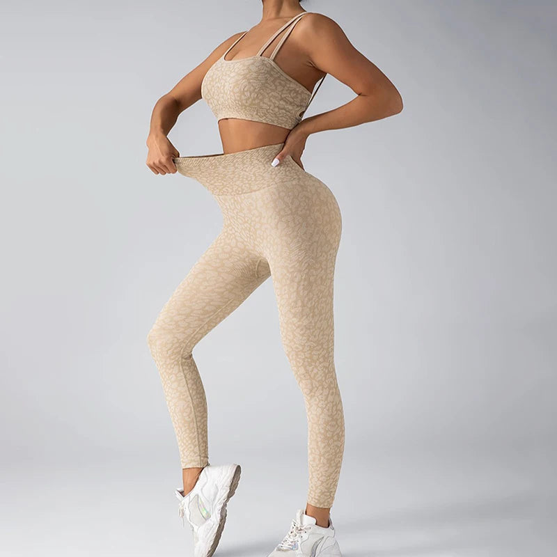 Seamless Yoga Set Leopard Print Leggings Sports Bra Fitness
